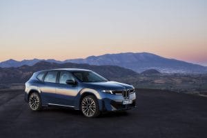 BMW iX3, Top Gear’da “2026 Yılın Otomobili” Seçildi: Yeni Nesil Elektrikli SUV Standartları Yeniden Yazıyor