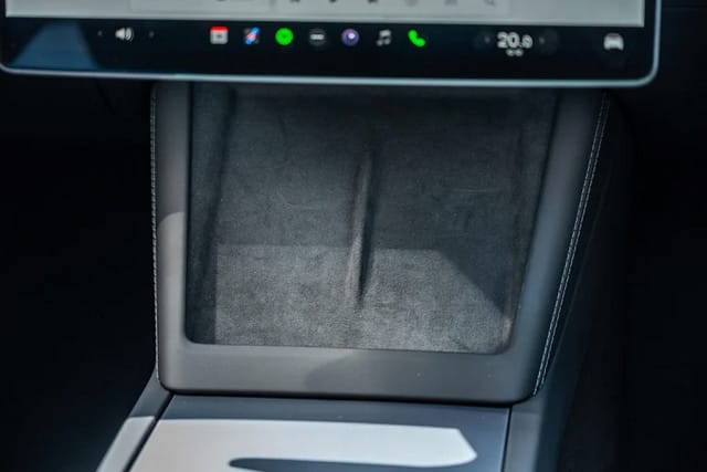 SUV’lara Meydan Okuyan Sedan: 2026 Tesla Model 3 Türkiye’de Neler Sunuyor?