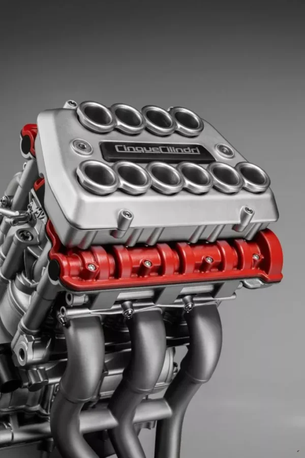 240 HP motosiklet