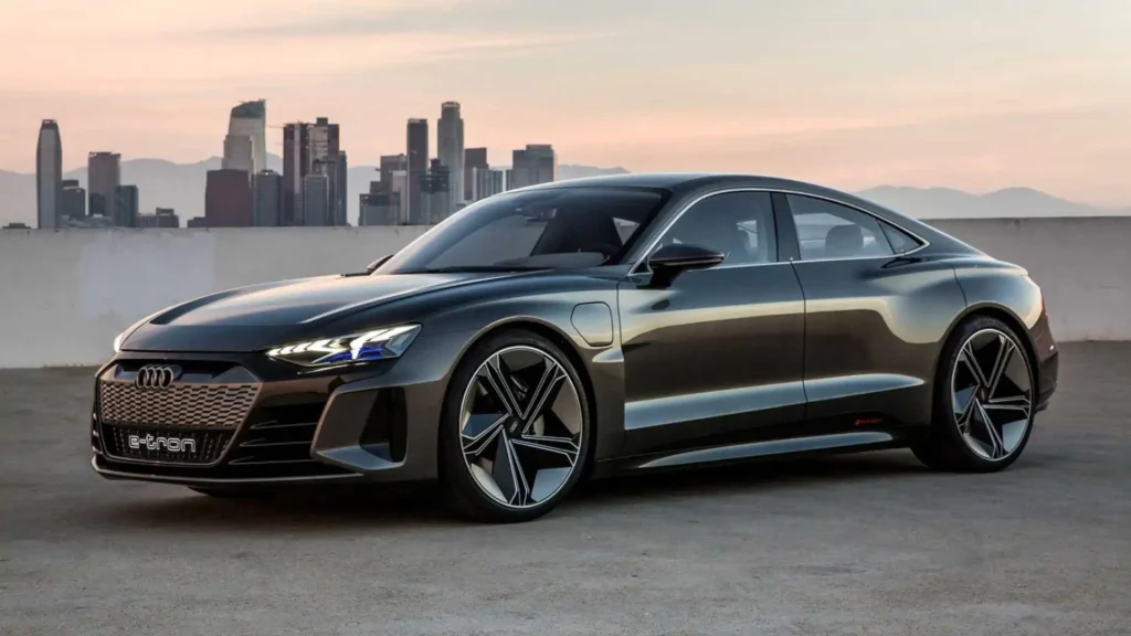 Yeni Audi A4 EV