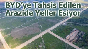 BYD’nin Manisa’daki 1 milyar dolarlık fabrika yatırımı için tahsis edilen arazide hâlâ çalışma yok. İnşaatın başlamaması yatırımın geleceğine dair soru işaretleri yaratıyor.