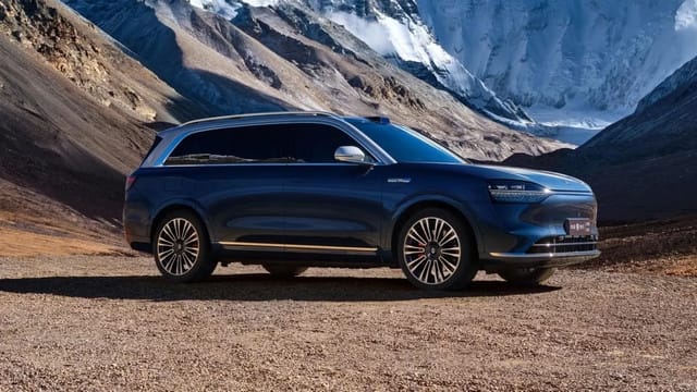 Lüks SUV’de Yeni Seviye: Fiyatı, Menzili ve Teknolojisiyle Detaylı İnceleme