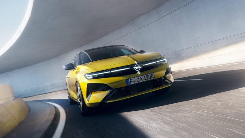 Opel Astra Baştan Aşağı Yenilendi: İşte Tasarımı ve Öne Çıkan Özellikleri