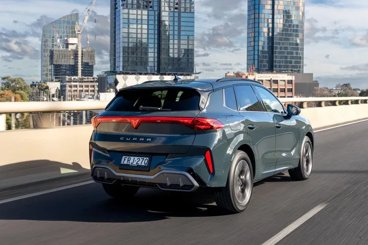 Cupra Terramar 2026 Test Sürüşü: Sürüş Dinamikleri ve Yalıtım
