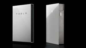 Tesla App Güncellemesi Sızdı: FSD, Sigorta ve Dijital Cüzdan Desteği Geliyor
