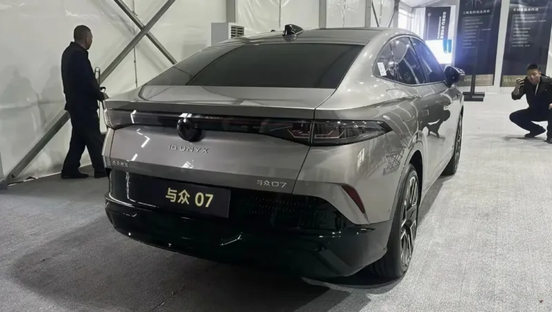 Volkswagen’den Çin Hamlesi: Yeni Elektrikli Sedan ID. Unyx 07