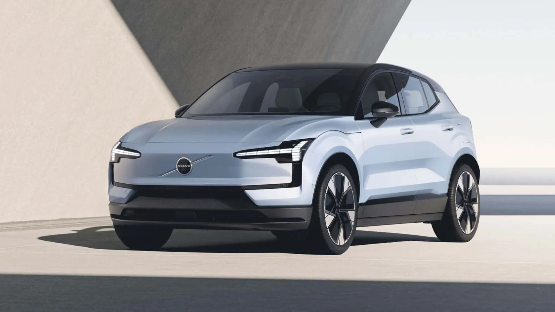 Volvo Geri Çağırma: 40 Bin Volvo EX30 Bataryası Değişiyor! Türkiye’deki Araçlar Risk Altında mı?