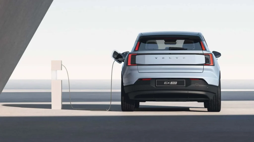 Volvo’nun En Ucuz Elektriklisi EX30 Türkiye’ye Geliyor