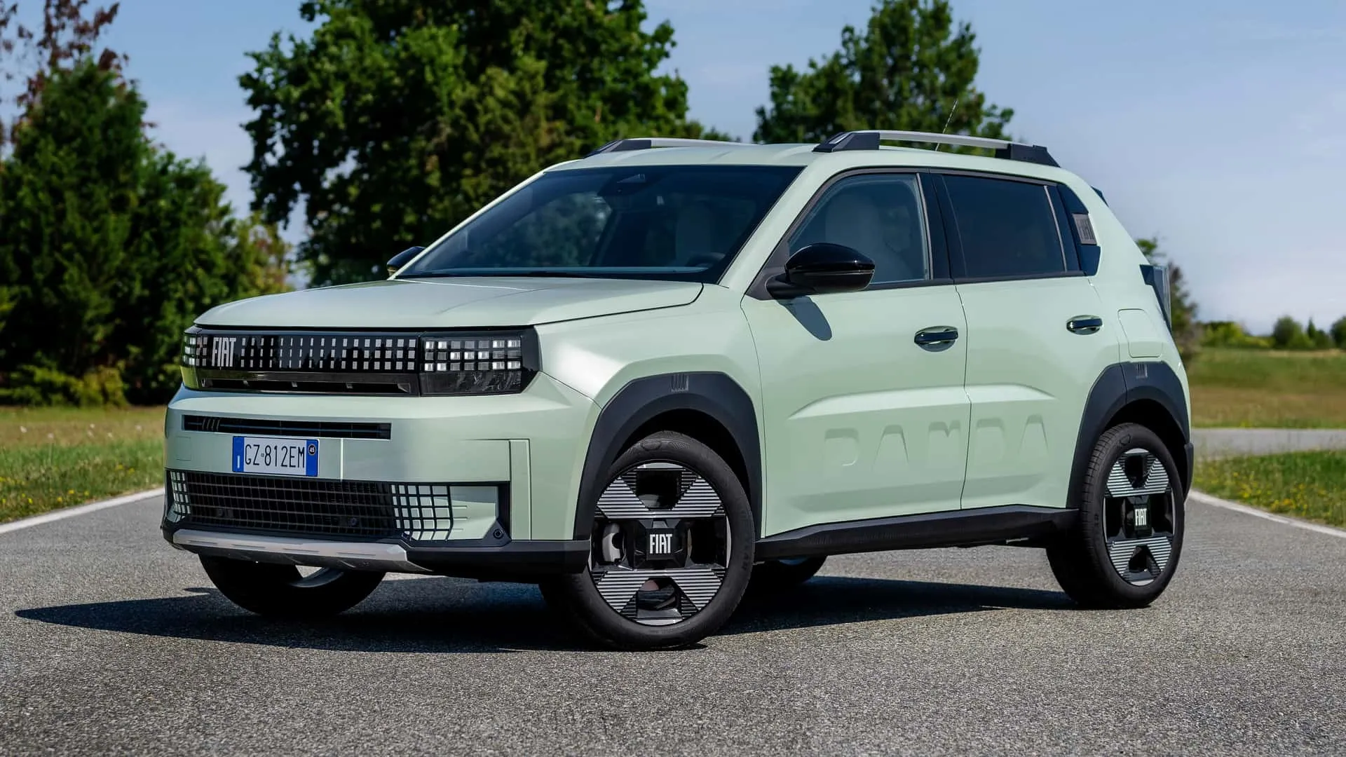 Yeni Fiat Grande Panda Hibrit Resmen Geldi! Başlangıç Fiyatı 1.599.000 TL