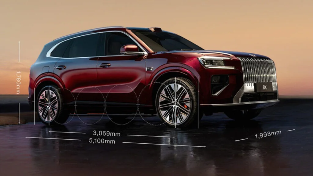 Rolls-Royce Havasında SUV: Zeekr 8X 1381 HP ile Sahneye Çıktı