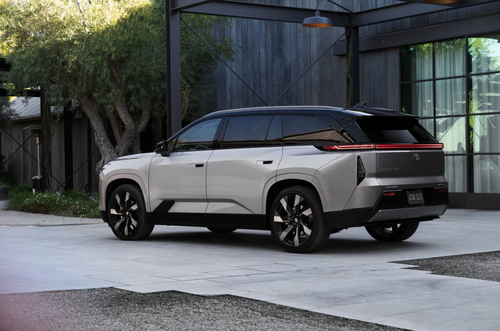2026 Toyota Highlander 7 kişilik SUV