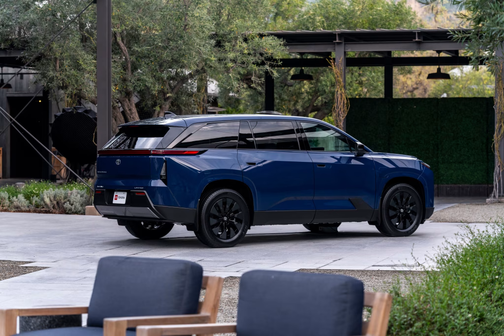 İçten Yanmalıya Veda! 2027 Toyota Highlander BEV Tüm Dengeleri Değiştirecek