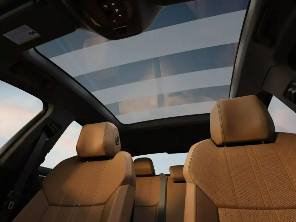 Audi S6 e-tron Sportback iç mekan cam Tavan