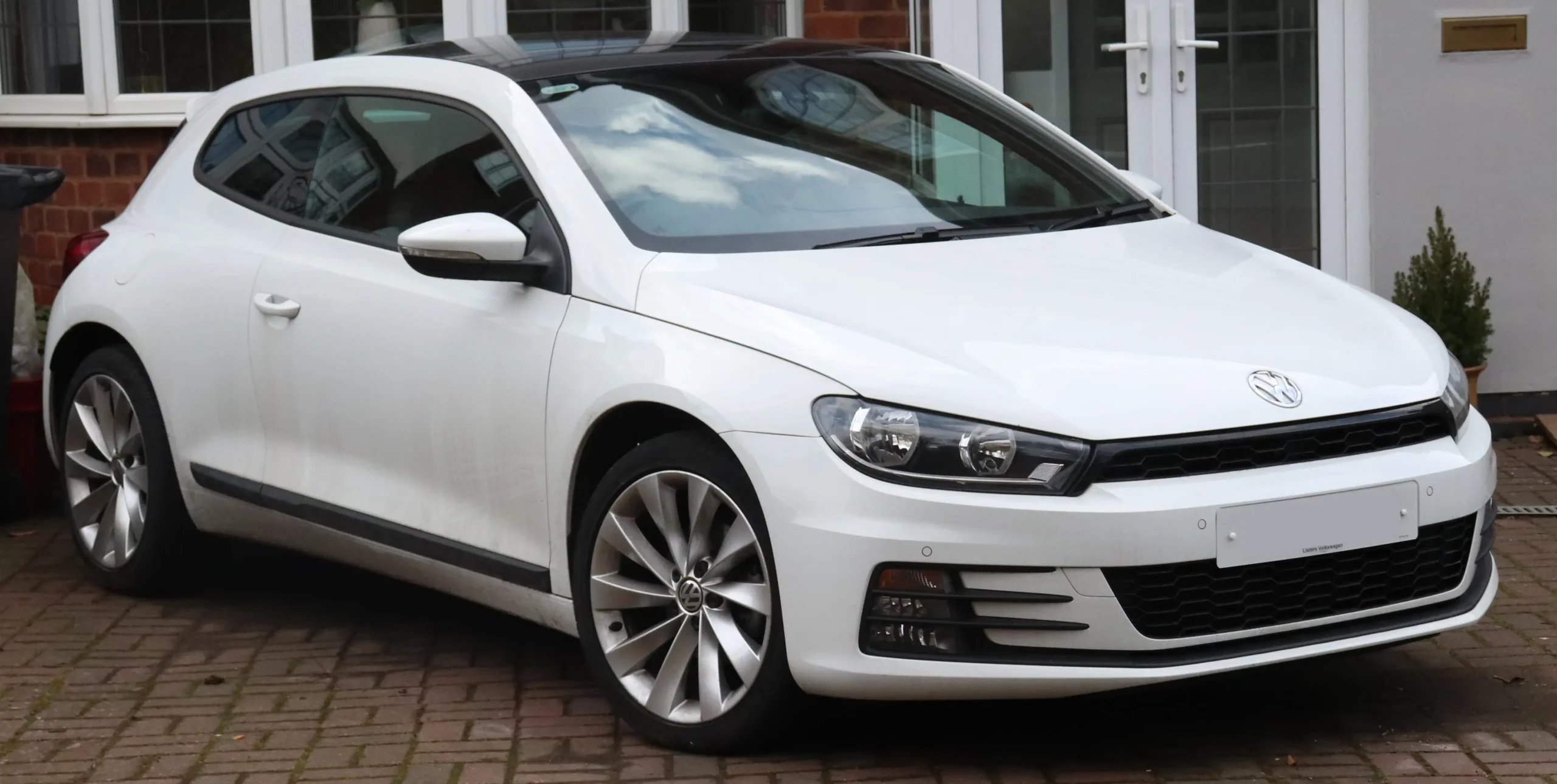 Volkswagen Scirocco Kronik Sorunları: Efsane Coupe’nin Gizli Masraf Listesi!