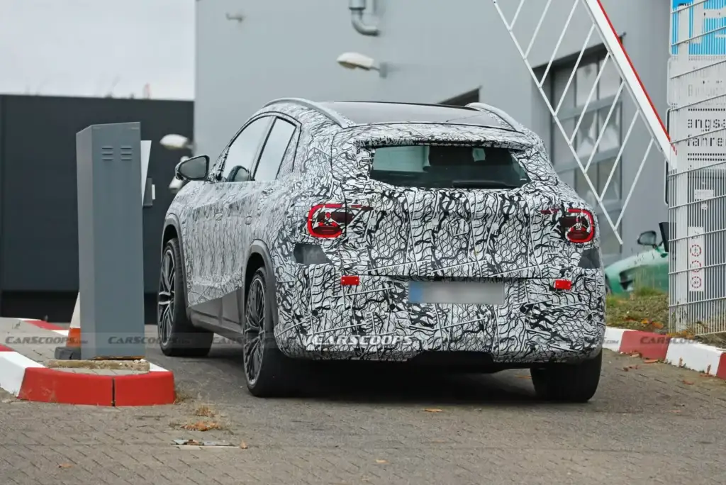 Yeni Mercedes GLA 2027 Sızdı! Hem Elektrikli Hem Hibrit: Oyun Değişiyor