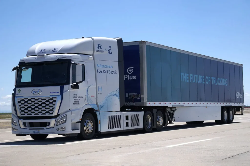 8 Dakikada Dolum, 720 KM Menzil: XCIENT Fuel Cell Sahada Kendini Kanıtladı